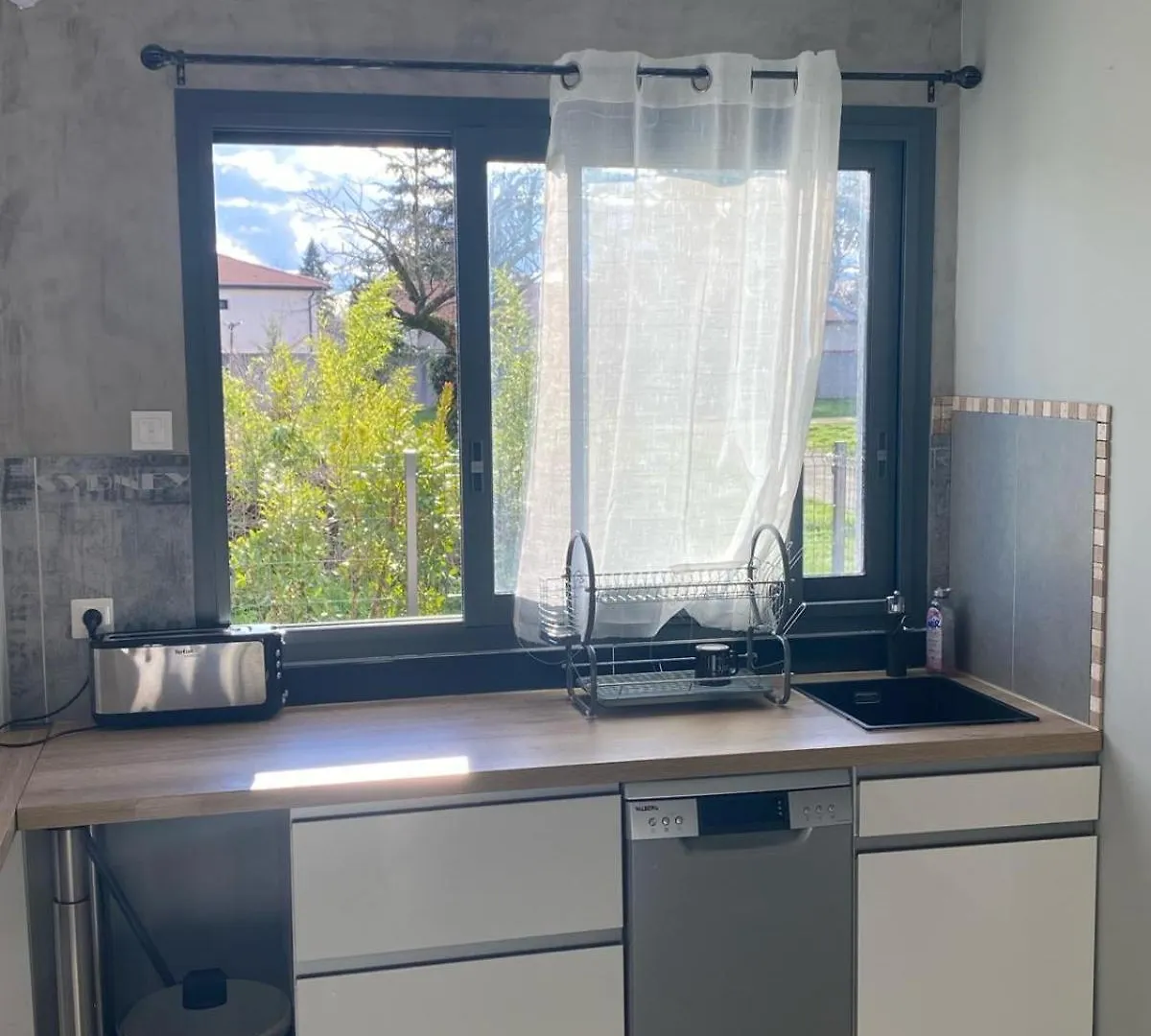 Cocon Grand Large Apartment Decines-Charpieu