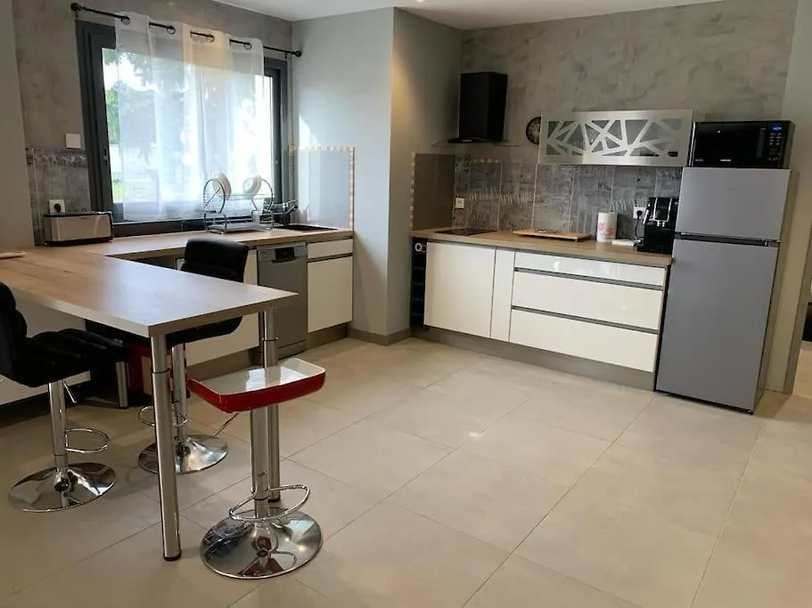 Cocon Grand Large Apartment Decines-Charpieu